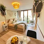 Bohemian Chic Sage Dreams - Station דירה *